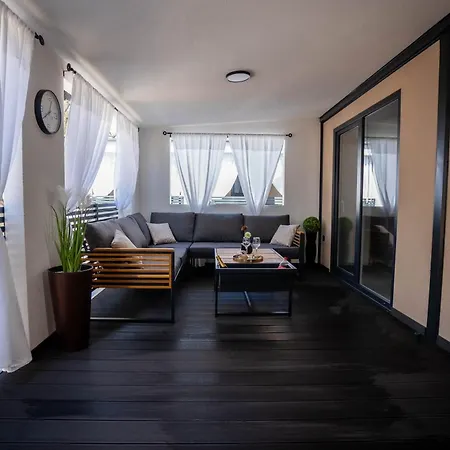Ac Ivona - Mobile Maris Kamp alanı Vodice